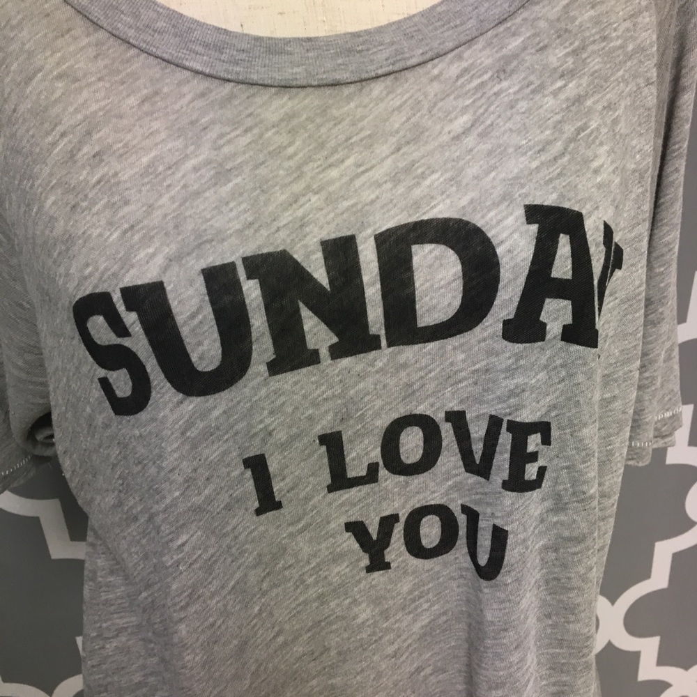 ❌SOLD❌ WILDFOX Sunday, I Love You T Shirt : 10:C - Picture 4 of 8